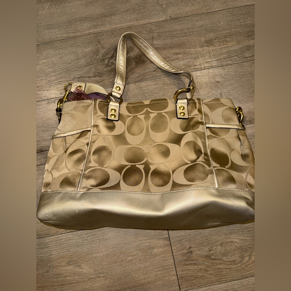 Coach Poppy Metallic Gold Y2k Shoulder Bag - Gem